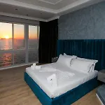 Отель Skyhill And 3*