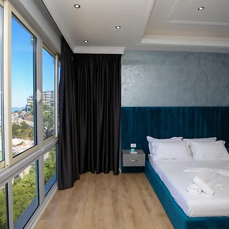 Skyhill Boutique Radhimë