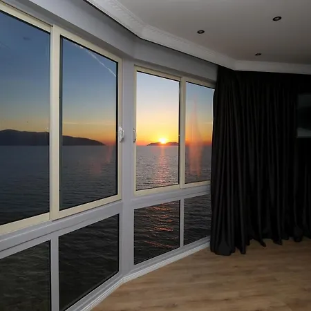 فندق Skyhill Boutique 3*