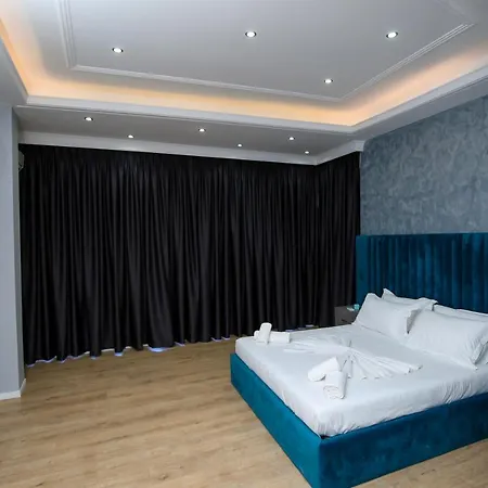 Ξενοδοχείο Skyhill And 3*