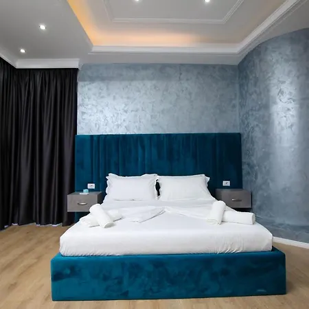 Skyhill Boutique Hotel Radhimë