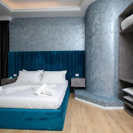 Skyhill And Hotel 3*
