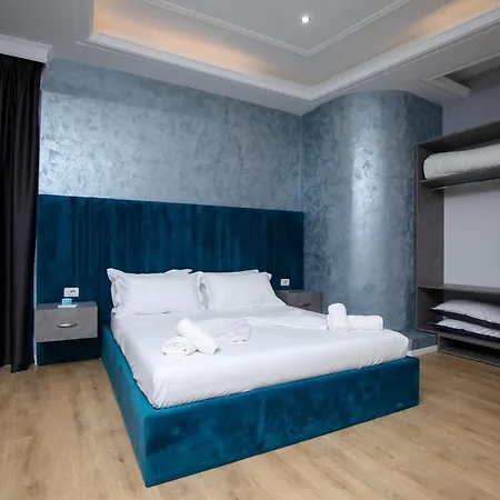 Skyhill Boutique 3* Radhimë