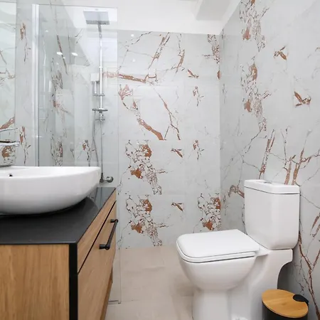 فندق Skyhill Boutique 3*