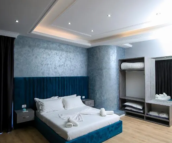 Skyhill Rooms And Suites 3*
