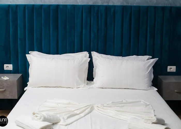 酒店 Skyhill Rooms And Suites Radhimë