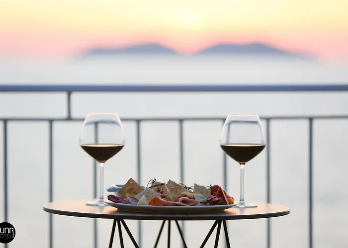 Skyhill Rooms And Suites 酒店 Radhimë