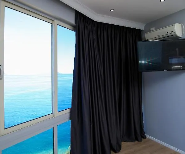 酒店 Skyhill Rooms And Suites
