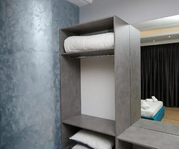 Skyhill Rooms And Suites 酒店 Radhimë