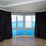 Skyhill Rooms And Suites 3* Radhimë