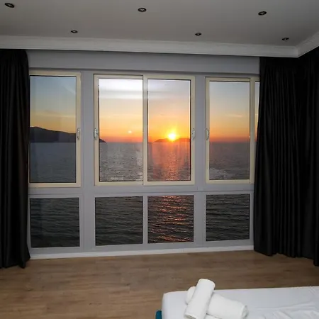 Skyhill Boutique 3*