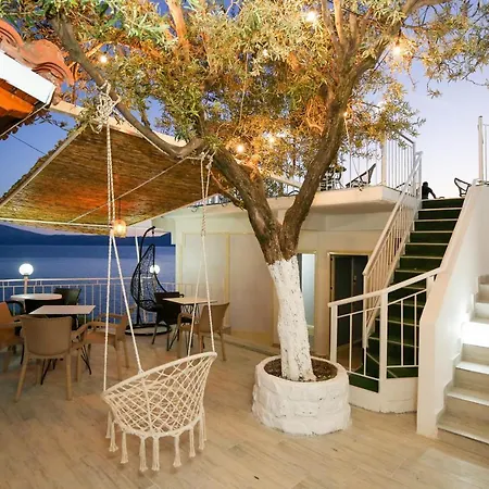 Skyhill Boutique 3*