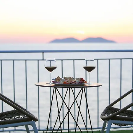 Skyhill Boutique Hotel 3*