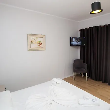 Skyhill Boutique Hotel 3*