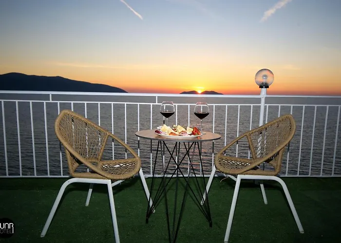 Skyhill Boutique Hotel Radhimë