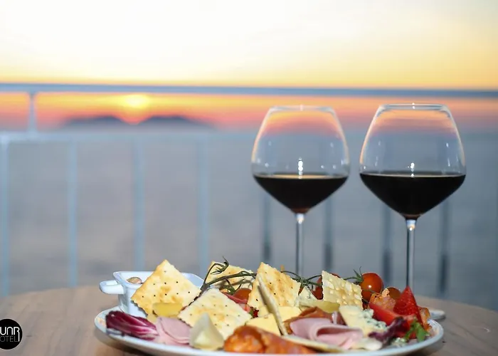 Skyhill Boutique Radhimë